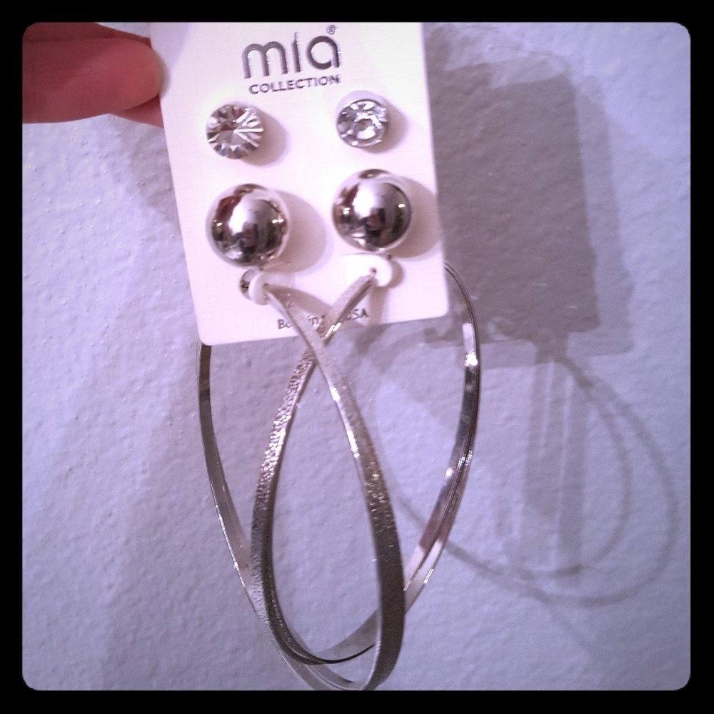 New earring set. Stud, Large hoop & silver ball.